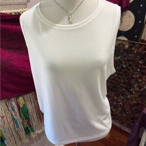 NWOT TARHET  White Top Sleeveless top